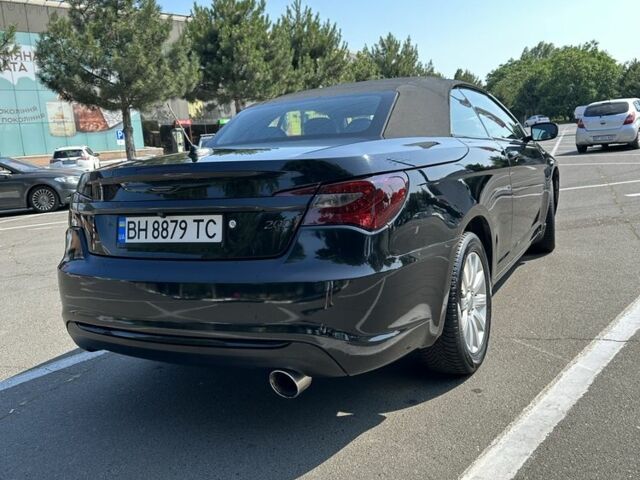 Черный Крайслер 200, объемом двигателя 2.4 л и пробегом 230 тыс. км за 6300 $, фото 5 на Automoto.ua
