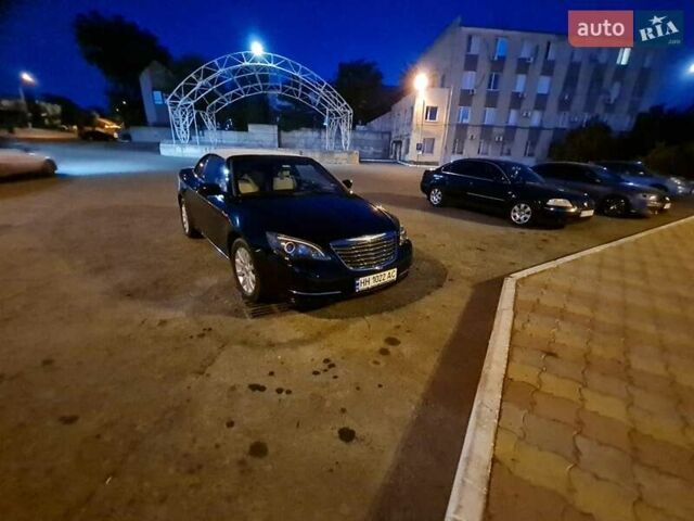 Черный Крайслер 200, объемом двигателя 2.36 л и пробегом 132 тыс. км за 9999 $, фото 34 на Automoto.ua