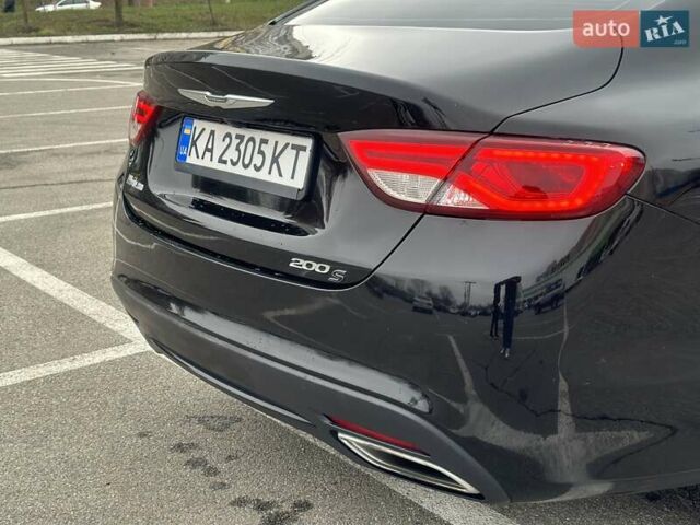 Черный Крайслер 200, объемом двигателя 3.6 л и пробегом 139 тыс. км за 10400 $, фото 12 на Automoto.ua