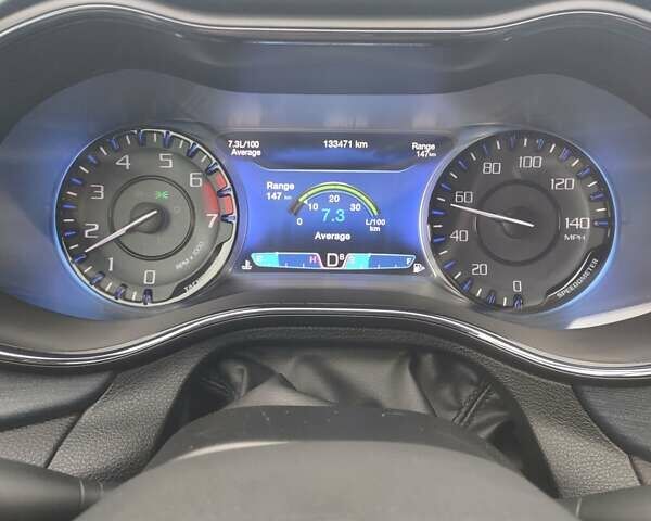 Черный Крайслер 200, объемом двигателя 2.36 л и пробегом 133 тыс. км за 9500 $, фото 9 на Automoto.ua