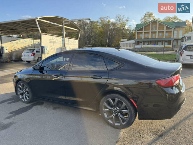 Крайслер 200 2014 в Первомайск на Automoto.ua Черный Крайслер 200, объемом двигателя 2.36 л и пробегом 177 тыс. км за 11000 $, фото 2 на Automoto.ua