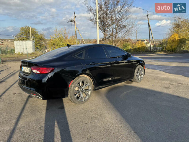 Крайслер 200 2014 в Первомайск на Automoto.ua Черный Крайслер 200, объемом двигателя 2.36 л и пробегом 177 тыс. км за 11000 $, фото 5 на Automoto.ua