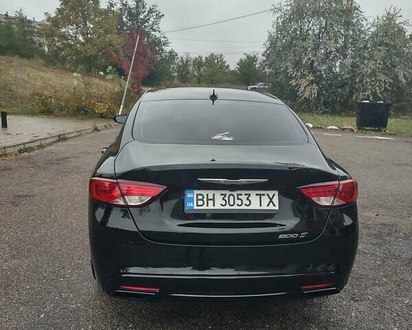 Черный Крайслер 200, объемом двигателя 2.36 л и пробегом 133 тыс. км за 9500 $, фото 12 на Automoto.ua