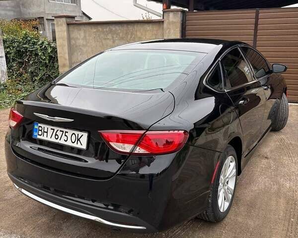 Черный Крайслер 200, объемом двигателя 2.36 л и пробегом 180 тыс. км за 7500 $, фото 1 на Automoto.ua