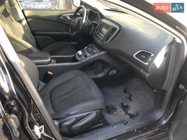 Чорний Крайслер 200, об'ємом двигуна 2.4 л та пробігом 183 тис. км за 8500 $, фото 17 на Automoto.ua
