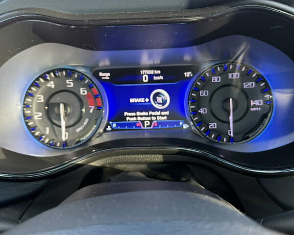 Крайслер 200 2014 в Первомайск на Automoto.ua Черный Крайслер 200, объемом двигателя 2.36 л и пробегом 177 тыс. км за 11000 $, фото 13 на Automoto.ua