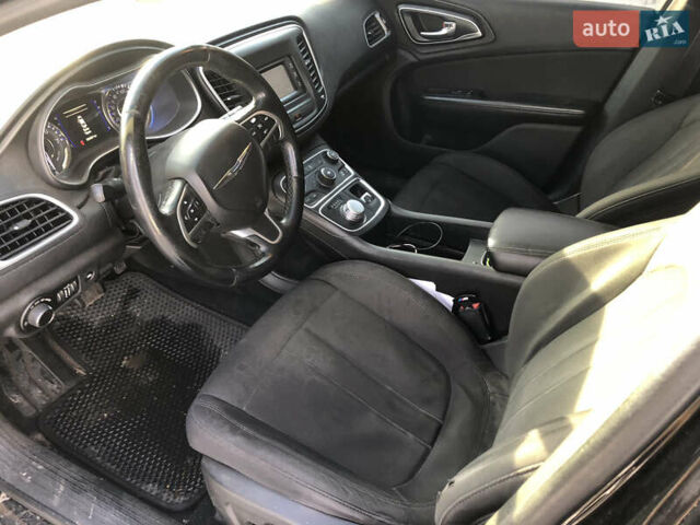 Чорний Крайслер 200, об'ємом двигуна 2.4 л та пробігом 183 тис. км за 8500 $, фото 19 на Automoto.ua