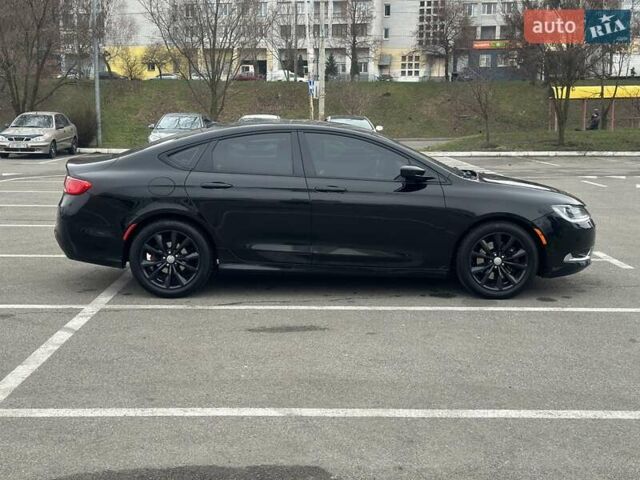 Черный Крайслер 200, объемом двигателя 3.6 л и пробегом 139 тыс. км за 10400 $, фото 11 на Automoto.ua