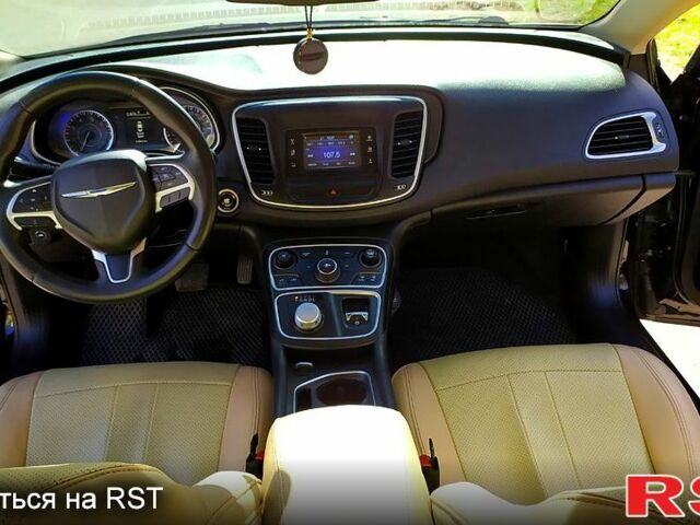 Черный Крайслер 200, объемом двигателя 2.4 л и пробегом 0 тыс. км за 9999 $, фото 6 на Automoto.ua