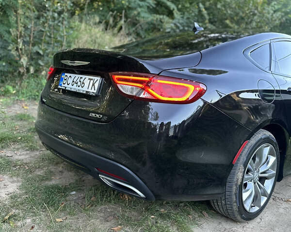 Черный Крайслер 200, объемом двигателя 3.6 л и пробегом 220 тыс. км за 8300 $, фото 7 на Automoto.ua