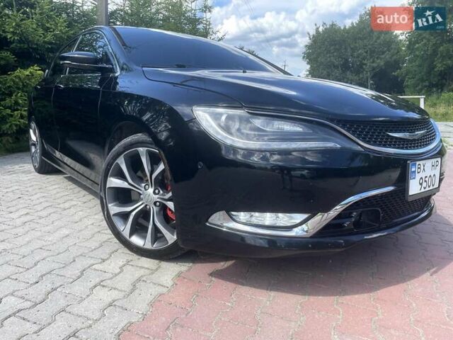 Черный Крайслер 200, объемом двигателя 3.61 л и пробегом 199 тыс. км за 12500 $, фото 7 на Automoto.ua