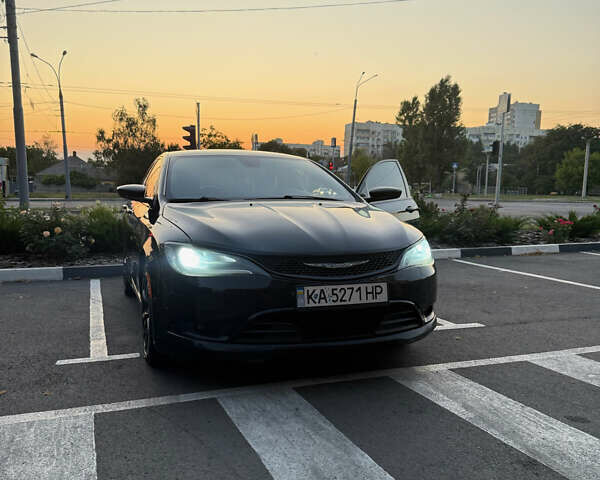 Черный Крайслер 200, объемом двигателя 2.4 л и пробегом 234 тыс. км за 9600 $, фото 8 на Automoto.ua