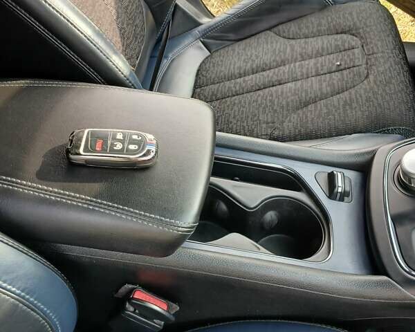 Черный Крайслер 200, объемом двигателя 2.36 л и пробегом 110 тыс. км за 13500 $, фото 12 на Automoto.ua