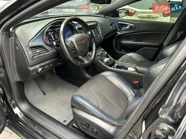 Чорний Крайслер 200, об'ємом двигуна 2.36 л та пробігом 230 тис. км за 9400 $, фото 6 на Automoto.ua