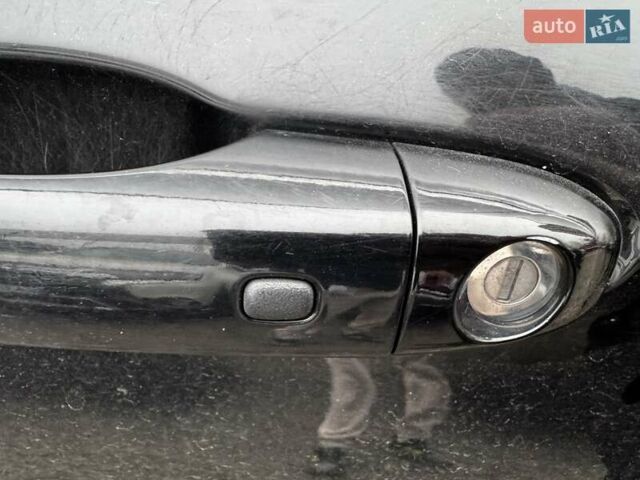 Чорний Крайслер 200, об'ємом двигуна 2.36 л та пробігом 192 тис. км за 9500 $, фото 18 на Automoto.ua