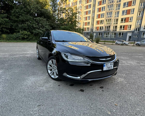 Черный Крайслер 200, объемом двигателя 2.4 л и пробегом 220 тыс. км за 8700 $, фото 7 на Automoto.ua