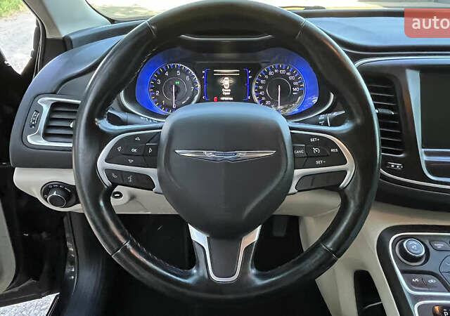 Черный Крайслер 200, объемом двигателя 2.4 л и пробегом 201 тыс. км за 9800 $, фото 29 на Automoto.ua