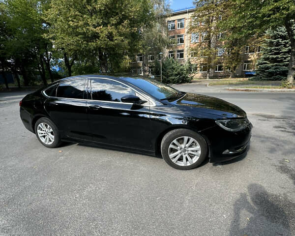 Черный Крайслер 200, объемом двигателя 2.4 л и пробегом 98 тыс. км за 9300 $, фото 3 на Automoto.ua