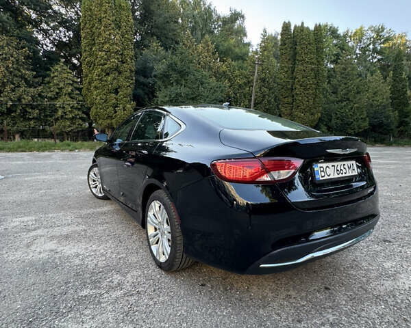 Черный Крайслер 200, объемом двигателя 2.4 л и пробегом 220 тыс. км за 8500 $, фото 4 на Automoto.ua