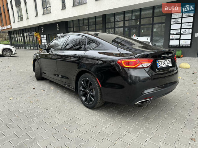 Чорний Крайслер 200, об'ємом двигуна 2.36 л та пробігом 230 тис. км за 9400 $, фото 2 на Automoto.ua