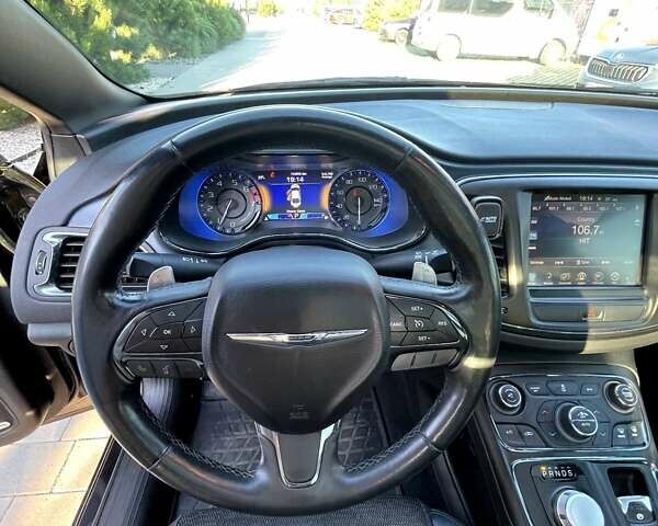 Чорний Крайслер 200, об'ємом двигуна 2.4 л та пробігом 105 тис. км за 14700 $, фото 11 на Automoto.ua