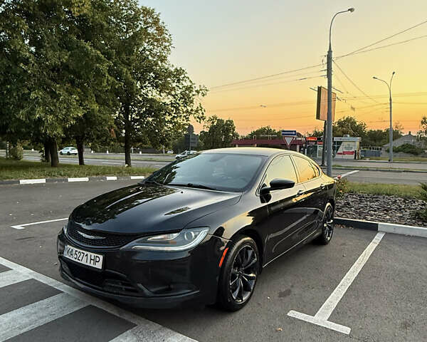 Черный Крайслер 200, объемом двигателя 2.4 л и пробегом 234 тыс. км за 9600 $, фото 2 на Automoto.ua