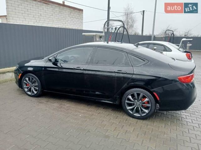 Чорний Крайслер 200, об'ємом двигуна 2.36 л та пробігом 130 тис. км за 12500 $, фото 6 на Automoto.ua