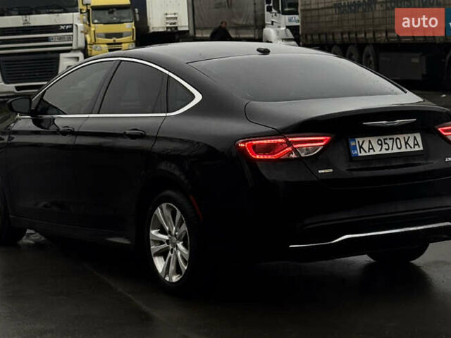 Черный Крайслер 200, объемом двигателя 2.36 л и пробегом 198 тыс. км за 8850 $, фото 4 на Automoto.ua