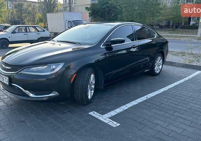 Чорний Крайслер 200, об'ємом двигуна 2.36 л та пробігом 153 тис. км за 8800 $, фото 3 на Automoto.ua