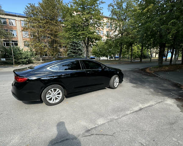 Черный Крайслер 200, объемом двигателя 2.4 л и пробегом 98 тыс. км за 9300 $, фото 5 на Automoto.ua