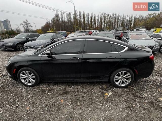 Чорний Крайслер 200, об'ємом двигуна 2.36 л та пробігом 192 тис. км за 9500 $, фото 8 на Automoto.ua