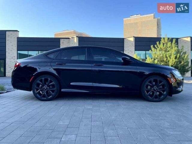 Чорний Крайслер 200, об'ємом двигуна 2.4 л та пробігом 105 тис. км за 14700 $, фото 3 на Automoto.ua