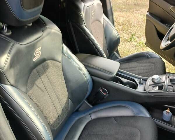 Черный Крайслер 200, объемом двигателя 2.36 л и пробегом 110 тыс. км за 13500 $, фото 11 на Automoto.ua