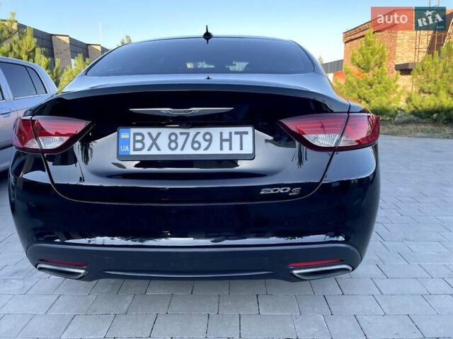 Чорний Крайслер 200, об'ємом двигуна 2.4 л та пробігом 105 тис. км за 14700 $, фото 28 на Automoto.ua