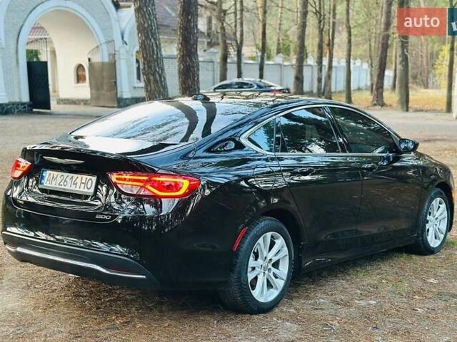Чорний Крайслер 200, об'ємом двигуна 2.36 л та пробігом 220 тис. км за 7950 $, фото 12 на Automoto.ua