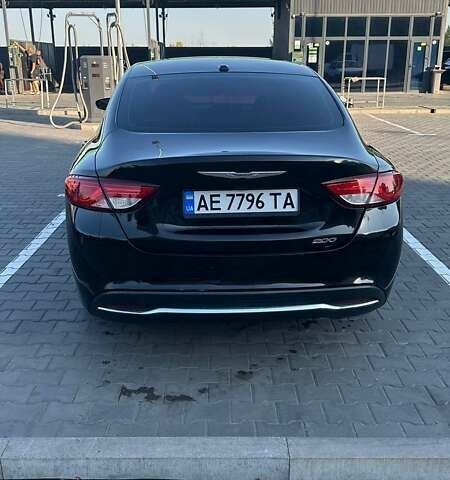 Чорний Крайслер 200, об'ємом двигуна 2.36 л та пробігом 153 тис. км за 8800 $, фото 6 на Automoto.ua