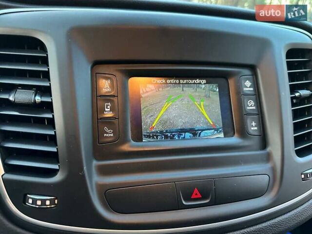 Чорний Крайслер 200, об'ємом двигуна 2.36 л та пробігом 220 тис. км за 7950 $, фото 21 на Automoto.ua