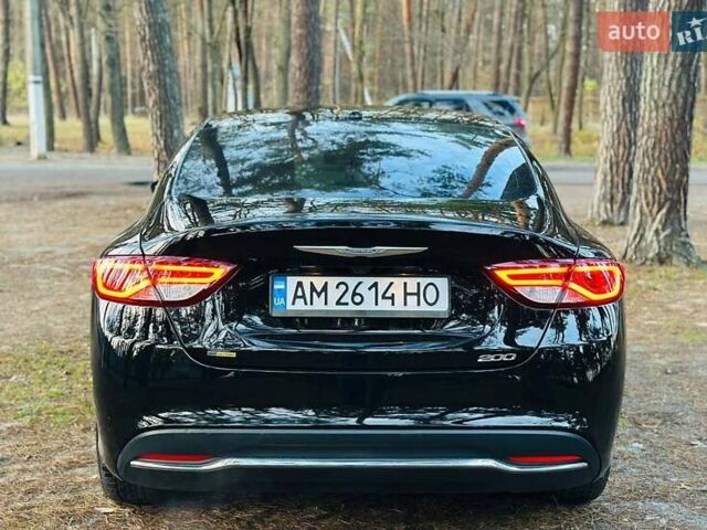 Чорний Крайслер 200, об'ємом двигуна 2.36 л та пробігом 220 тис. км за 7950 $, фото 4 на Automoto.ua