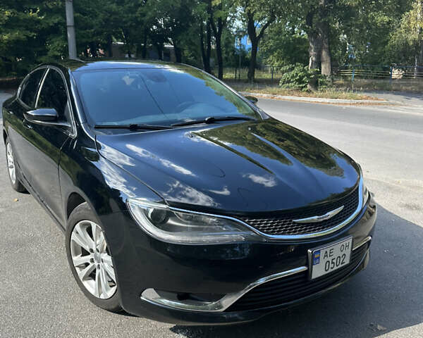 Черный Крайслер 200, объемом двигателя 2.4 л и пробегом 98 тыс. км за 9300 $, фото 2 на Automoto.ua