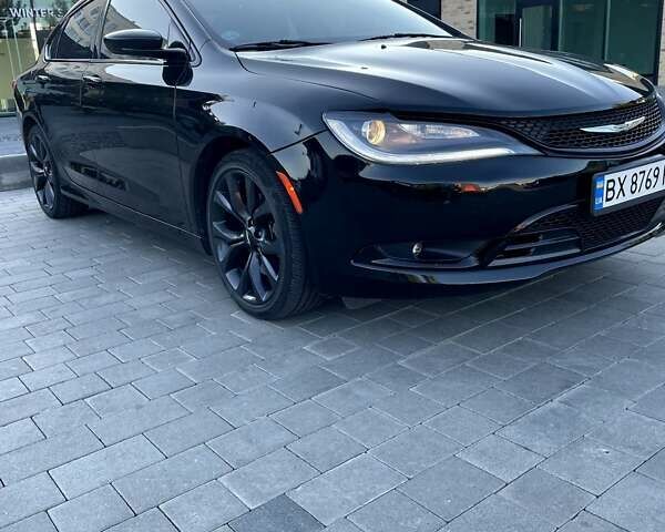 Чорний Крайслер 200, об'ємом двигуна 2.4 л та пробігом 105 тис. км за 14700 $, фото 8 на Automoto.ua