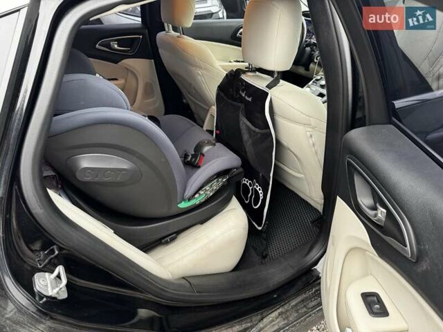 Чорний Крайслер 200, об'ємом двигуна 2.36 л та пробігом 192 тис. км за 9500 $, фото 20 на Automoto.ua