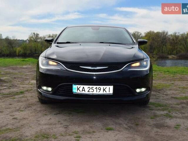 Чорний Крайслер 200, об'ємом двигуна 2.36 л та пробігом 160 тис. км за 10500 $, фото 18 на Automoto.ua
