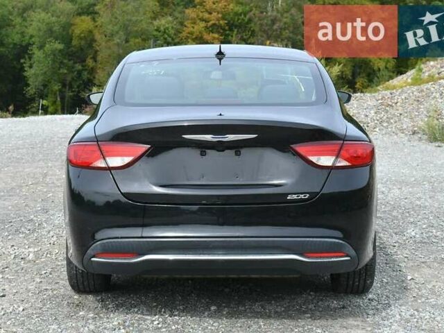 Черный Крайслер 200, объемом двигателя 2.4 л и пробегом 80 тыс. км за 1900 $, фото 6 на Automoto.ua