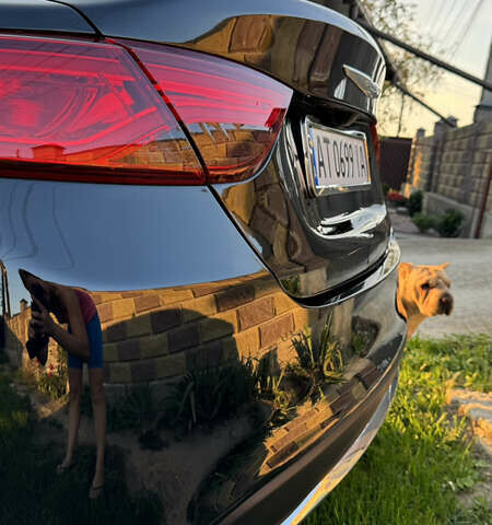 Черный Крайслер 200, объемом двигателя 2.36 л и пробегом 163 тыс. км за 12500 $, фото 5 на Automoto.ua