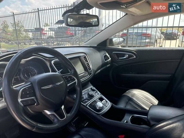 Чорний Крайслер 200, об'ємом двигуна 2.4 л та пробігом 144 тис. км за 2800 $, фото 17 на Automoto.ua