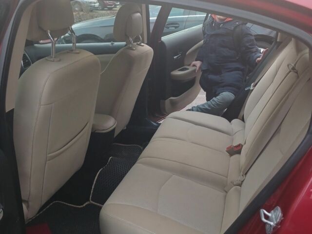 Червоний Крайслер 200, об'ємом двигуна 2.4 л та пробігом 160 тис. км за 6030 $, фото 4 на Automoto.ua