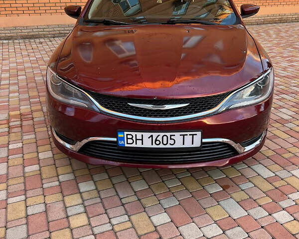 Красный Крайслер 200, объемом двигателя 2.36 л и пробегом 175 тыс. км за 7500 $, фото 1 на Automoto.ua