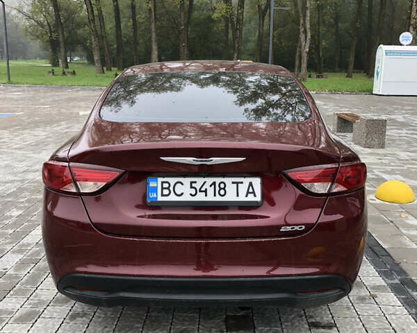 Червоний Крайслер 200, об'ємом двигуна 2.36 л та пробігом 190 тис. км за 8900 $, фото 1 на Automoto.ua