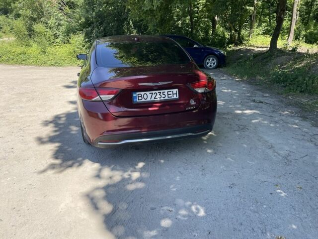 Красный Крайслер 200, объемом двигателя 2.4 л и пробегом 212 тыс. км за 9000 $, фото 8 на Automoto.ua