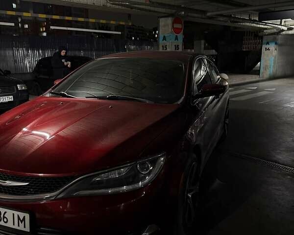 Червоний Крайслер 200, об'ємом двигуна 2.4 л та пробігом 184 тис. км за 8599 $, фото 2 на Automoto.ua